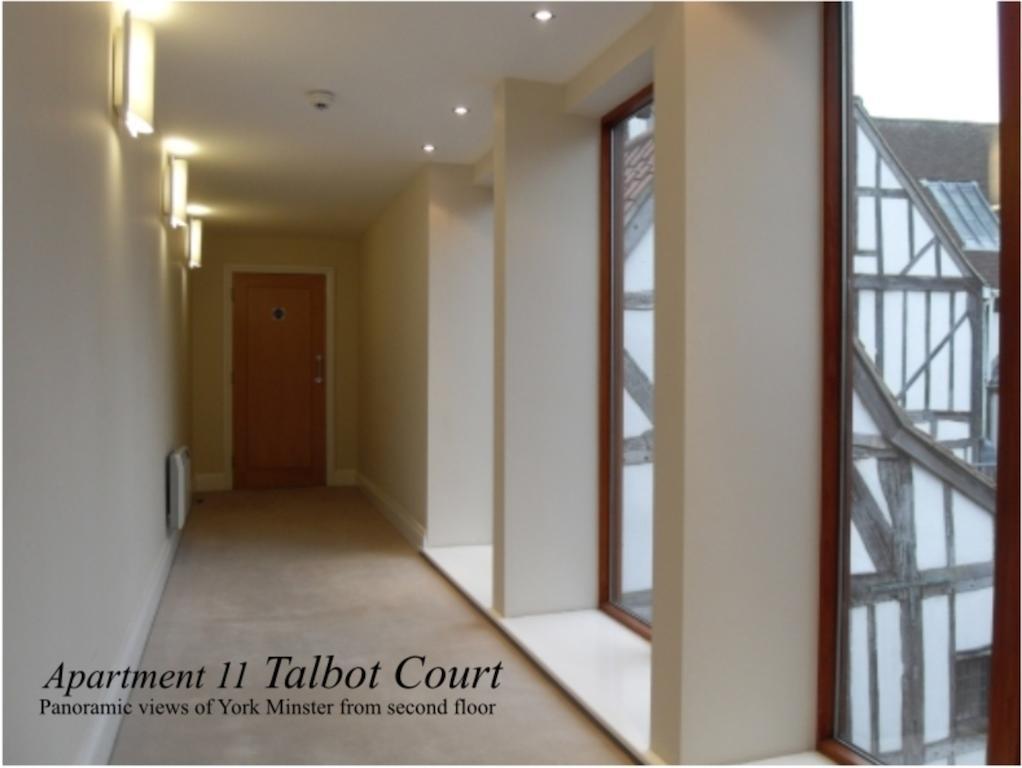 ヨーク11 Talbot Courtアパートメント エクステリア 写真